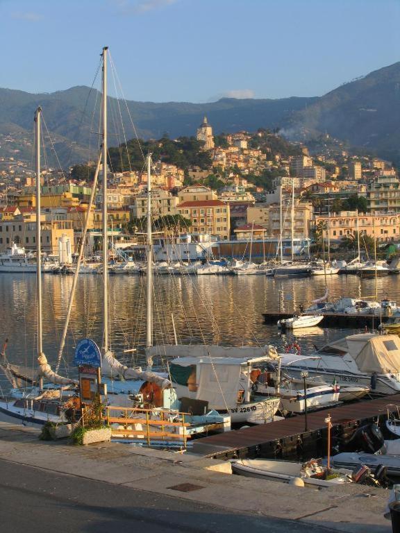 Casa Vacanza Rossella Sanremo Eksteriør billede